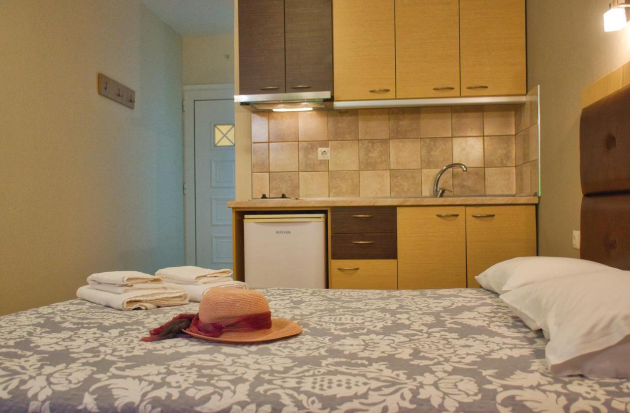 House Spanos Сарти Экстерьер фото