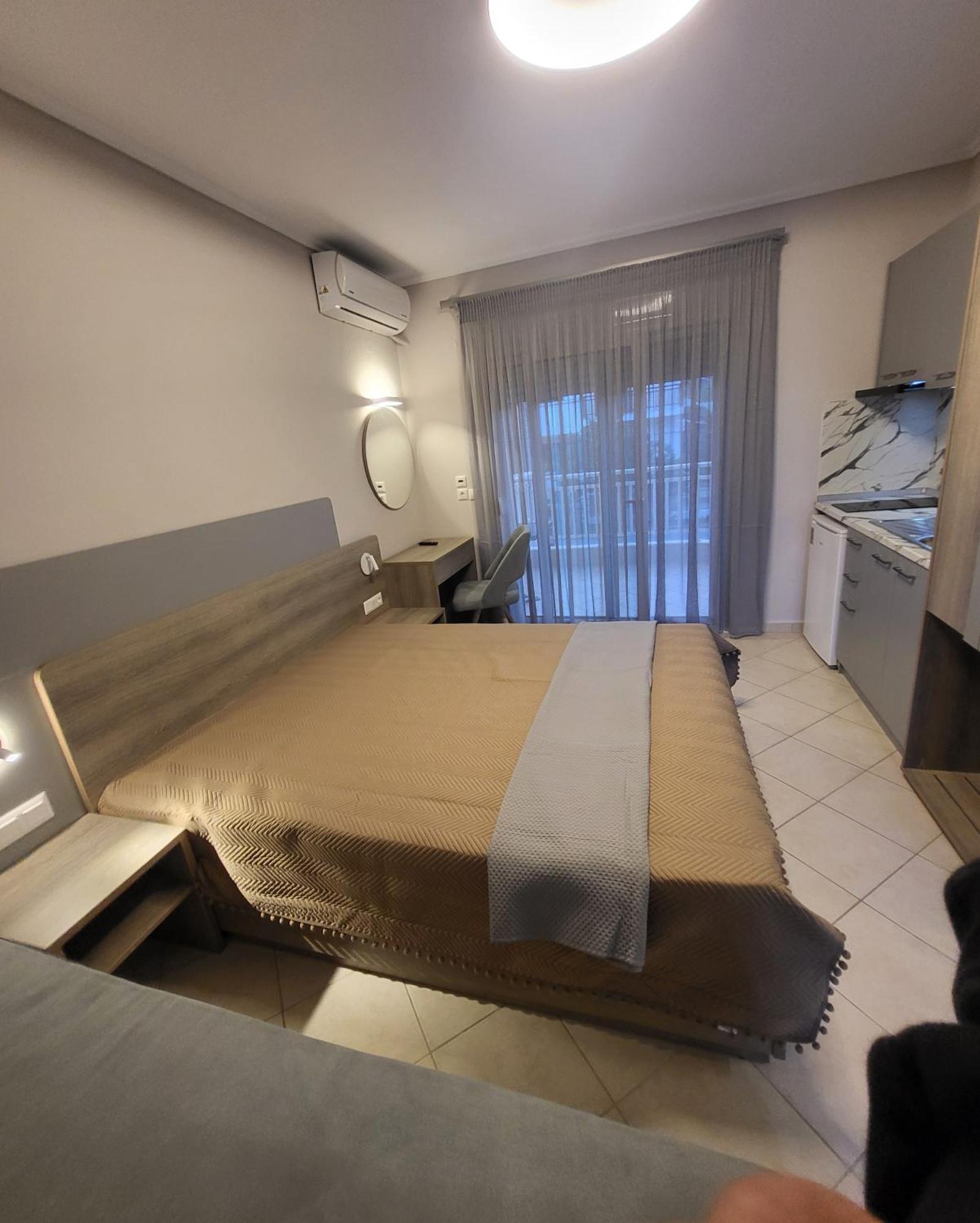 House Spanos Сарти Экстерьер фото