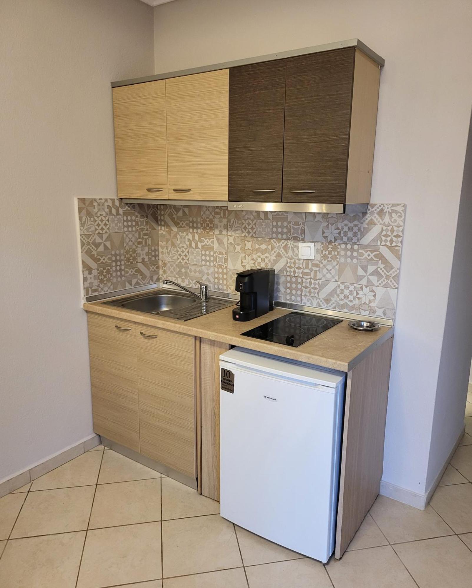 House Spanos Сарти Экстерьер фото